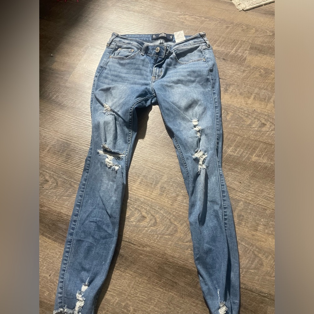Hollister skinny jeans size 27